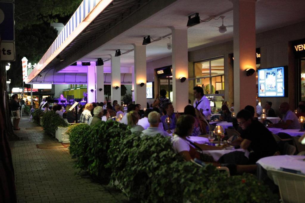 Hotel Venezia e la Villetta Lido di Jesolo Esterno foto