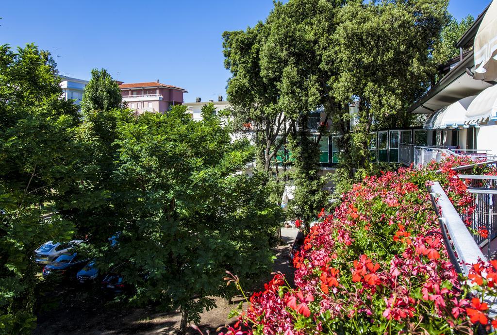 Hotel Venezia e la Villetta Lido di Jesolo Esterno foto