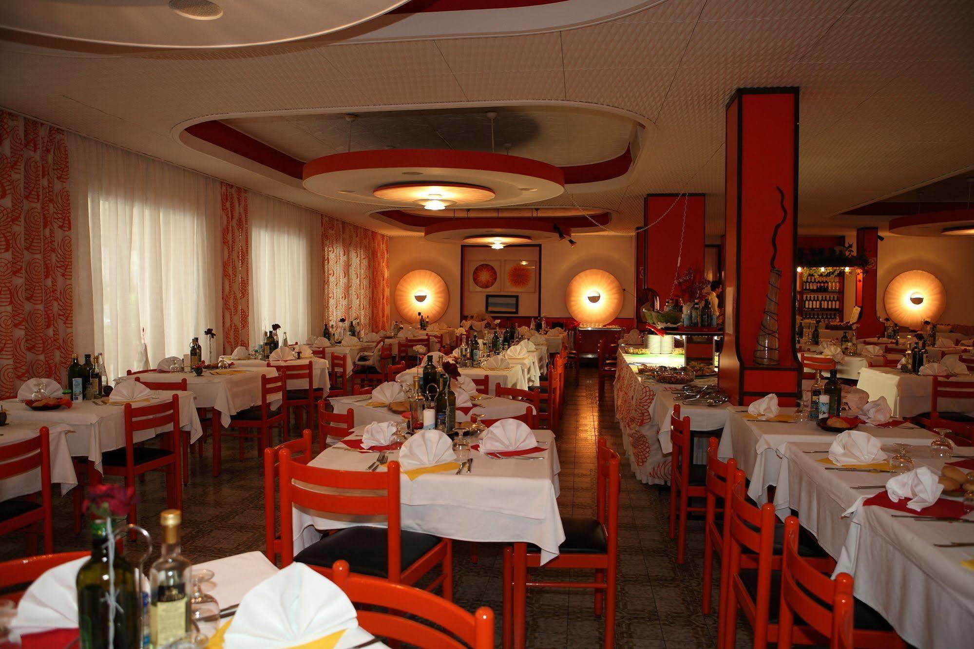 Hotel Venezia e la Villetta Lido di Jesolo Esterno foto