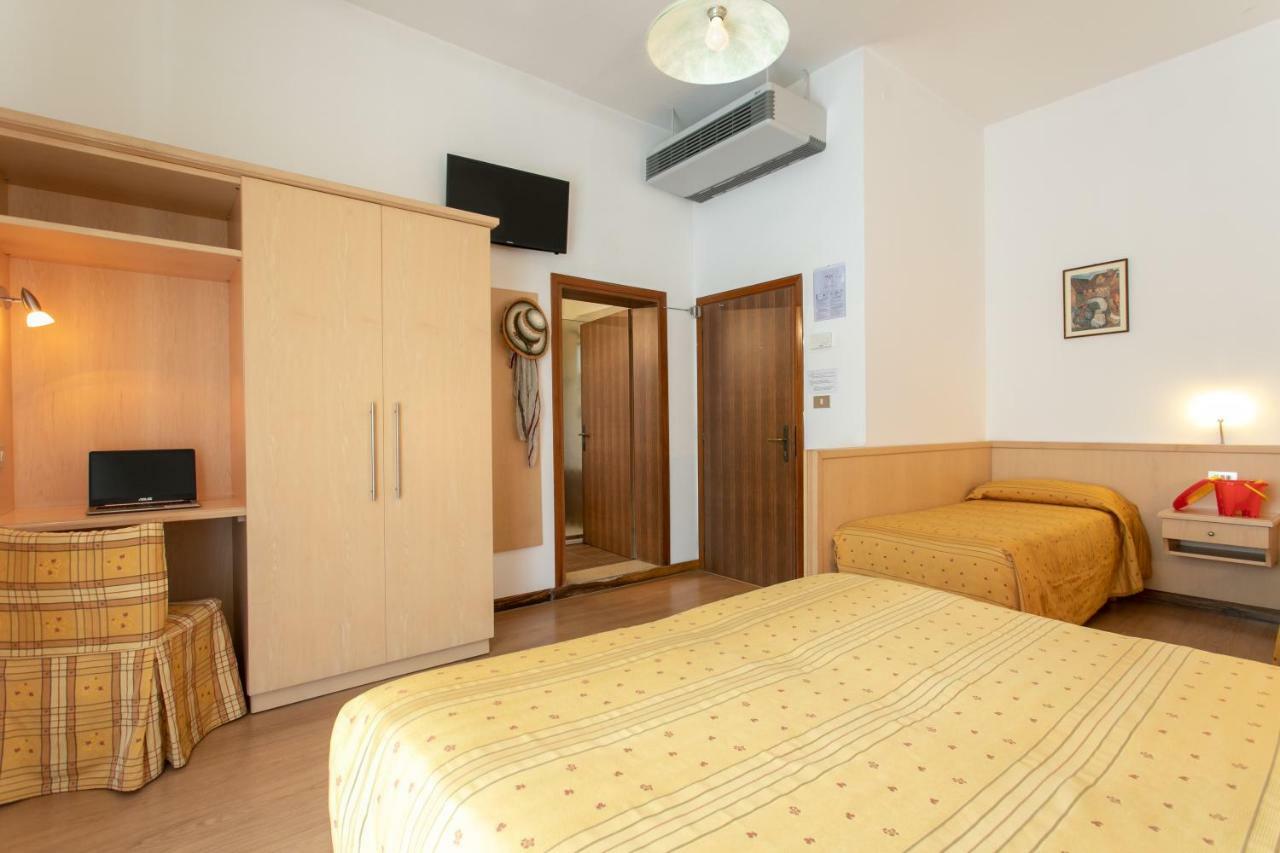 Hotel Venezia e la Villetta Lido di Jesolo Esterno foto